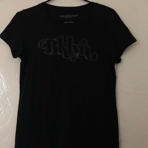 Aeropostale black graphic tee